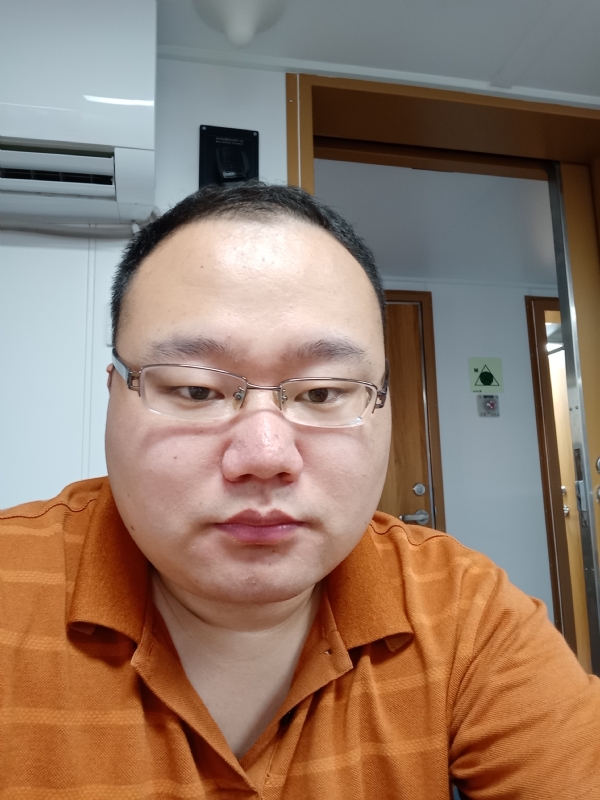 努力爱一次的第一张照片--镇江相亲服务中心