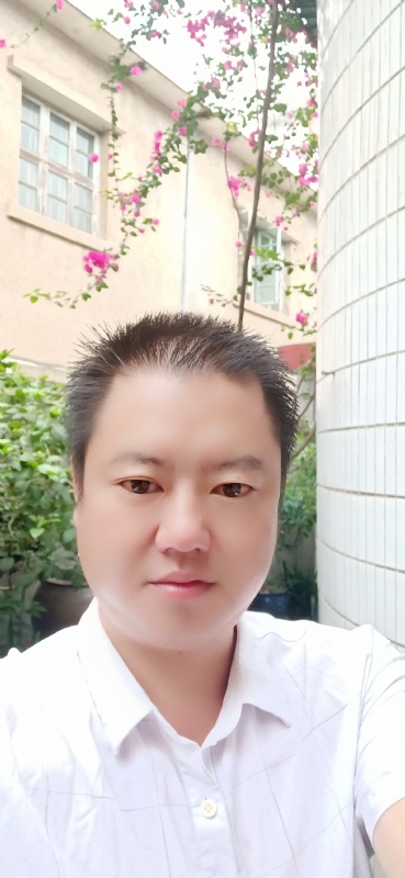 陈欢翔的第一张照片--镇江相亲服务中心