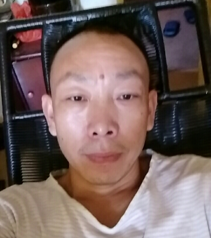 寻爱的第一张照片--镇江相亲服务中心