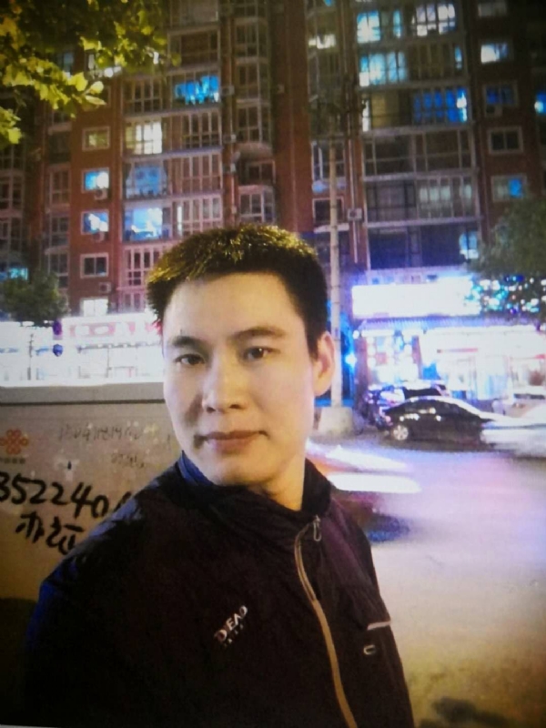 阳光灿烂的第三张照片--镇江相亲服务中心
