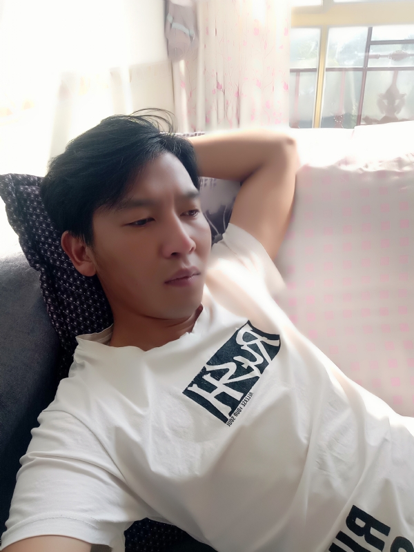 大通的第一张照片--镇江相亲服务中心