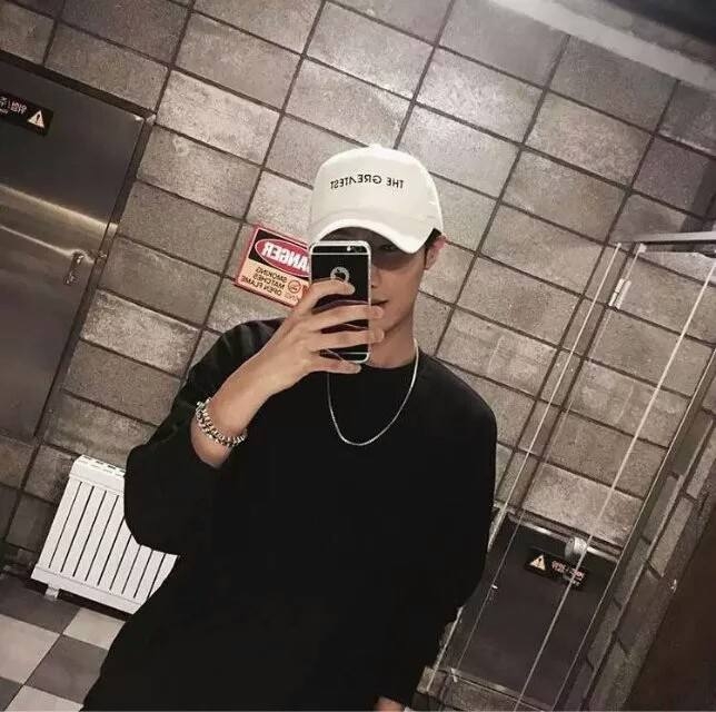 石材美容小王子的第二张照片--镇江相亲服务中心