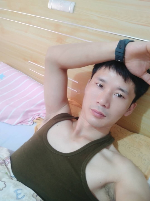 平凡之路的第一张照片--镇江相亲服务中心