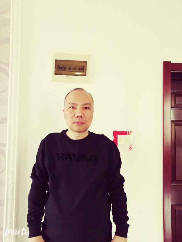 酒香四溢的第一张照片--镇江相亲服务中心