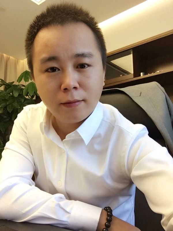 天若有情的第一张照片--镇江相亲服务中心
