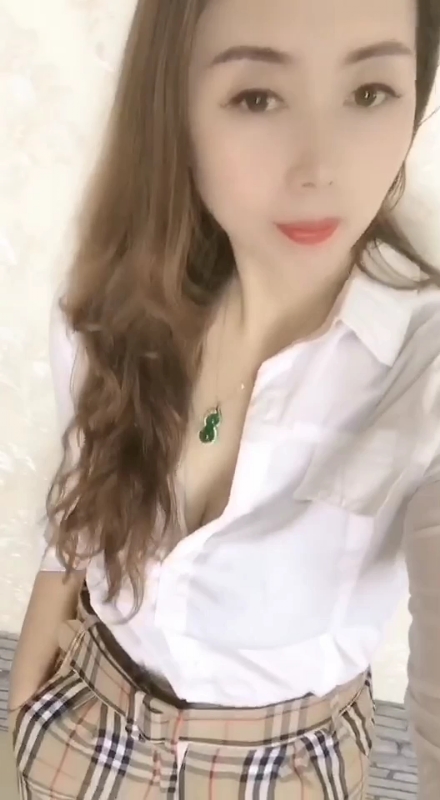 雨蝶的第一张照片--镇江相亲服务中心
