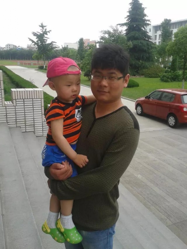 秦时明月的第一张照片--镇江相亲服务中心