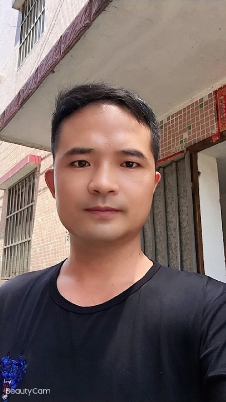 言飞的第一张照片--镇江相亲服务中心