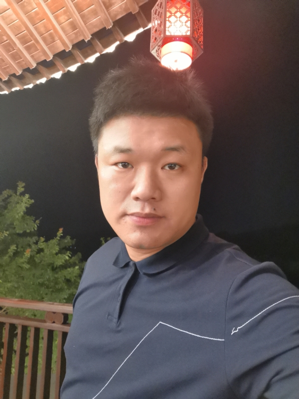 耿直boy的第一张照片--镇江相亲服务中心