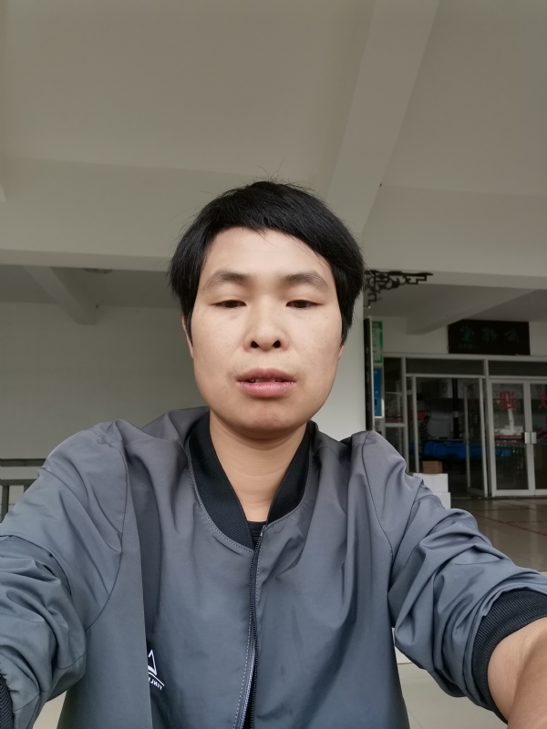 刘志强的第一张照片--镇江相亲服务中心