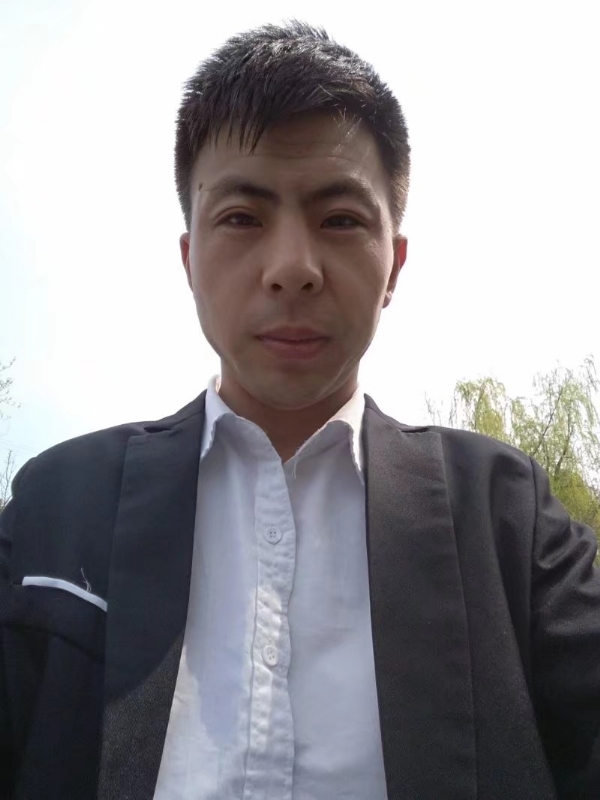 许以飞翔的第一张照片--镇江相亲服务中心