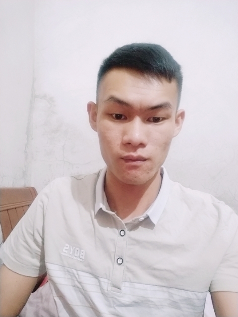 ye369369的第一张照片--镇江相亲服务中心