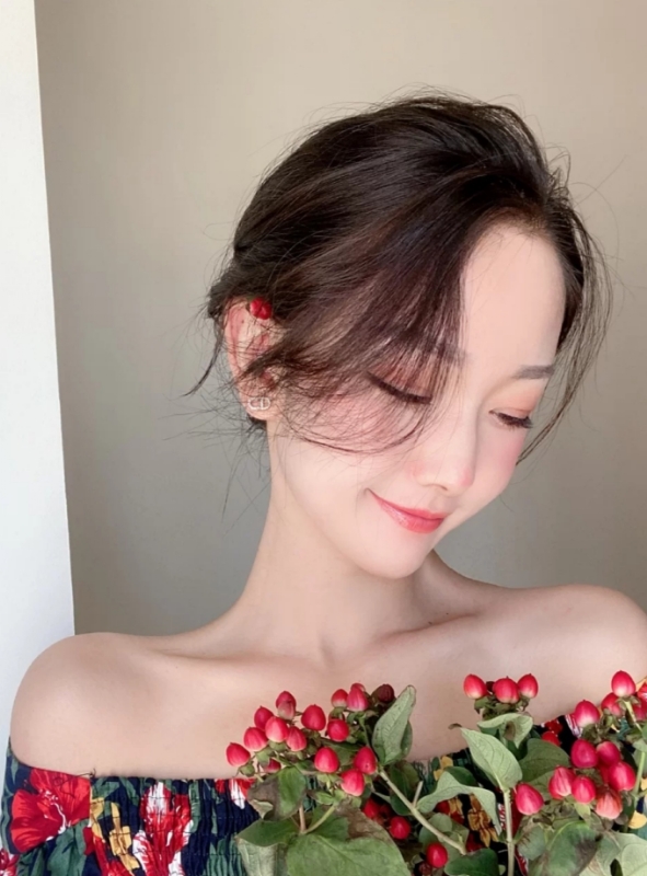 小诗vanessa的第二张照片--镇江相亲服务中心