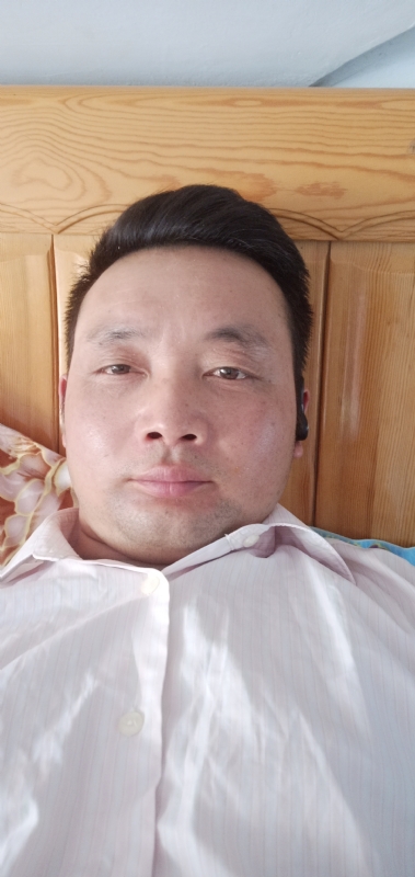 转角的第一张照片--镇江相亲服务中心
