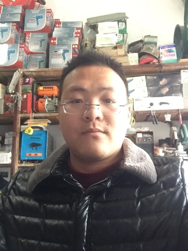 鼎福的第一张照片--镇江相亲服务中心