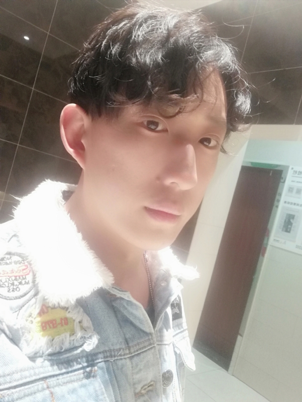 鲸落ii的第一张照片--镇江相亲服务中心