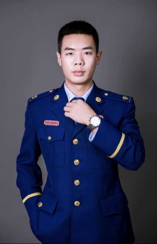 YANG的第一张照片--镇江相亲服务中心