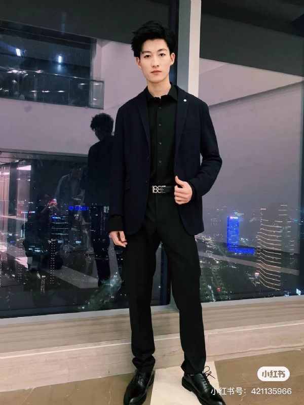 请来爱我的第二张照片--镇江相亲服务中心