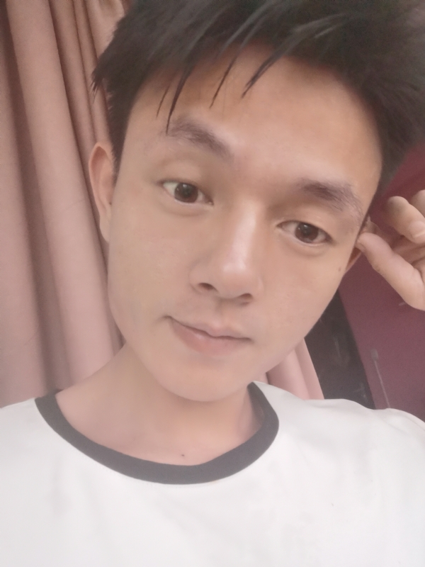 一一得一的第一张照片--镇江相亲服务中心