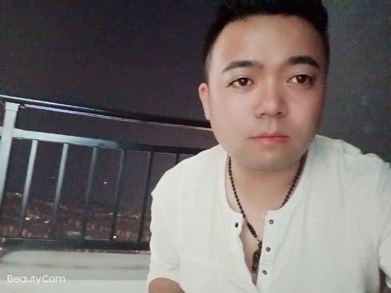 可么嗯哼的第一张照片--镇江相亲服务中心