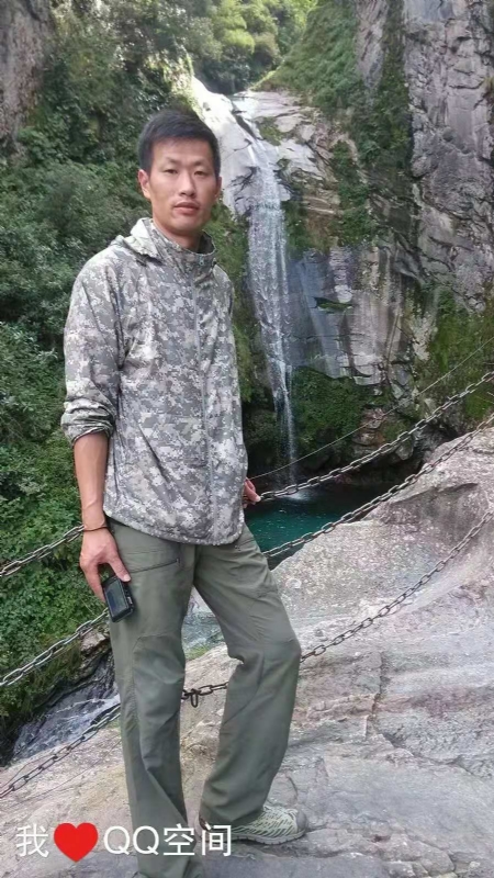 陌颜的第二张照片--镇江相亲服务中心