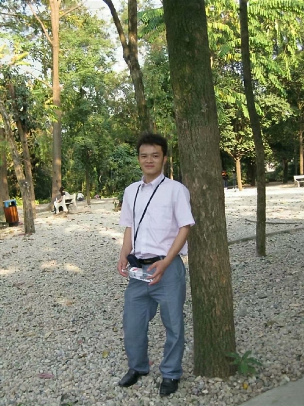 雨浓的第二张照片--镇江相亲服务中心