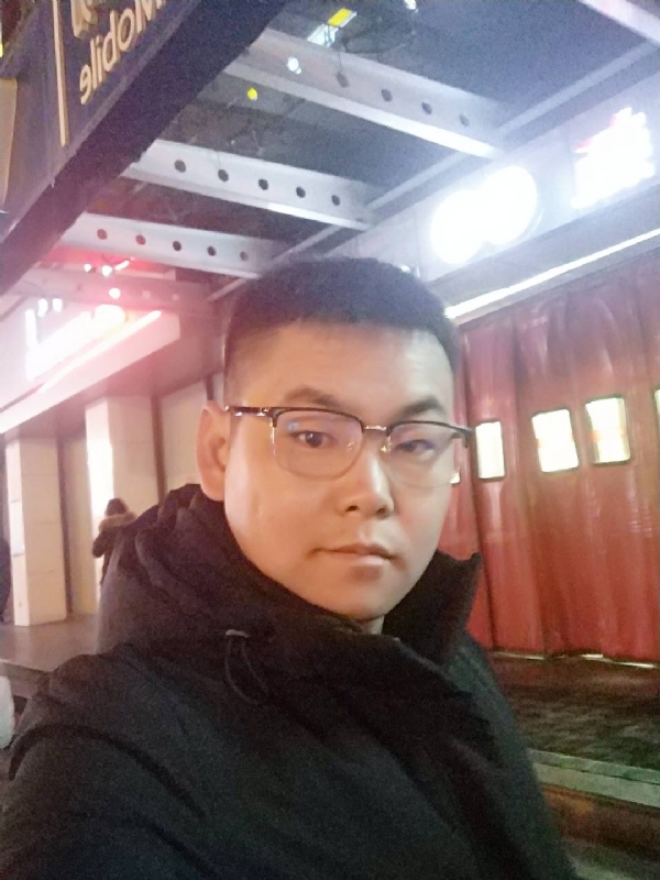 杜跃龙的第二张照片--镇江相亲服务中心