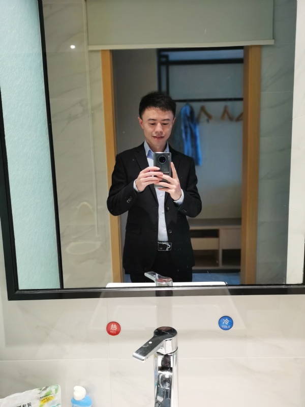 Lin的第一张照片--镇江相亲服务中心