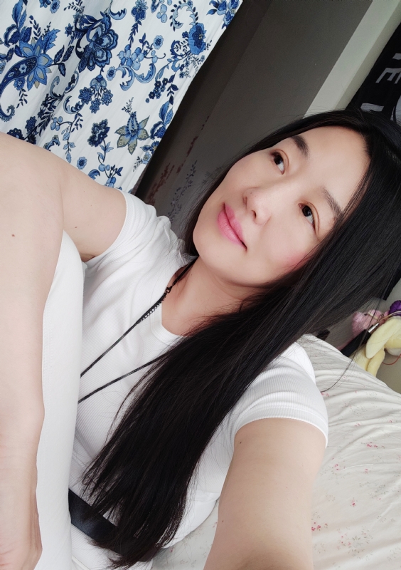 apple的第三张照片--镇江相亲服务中心