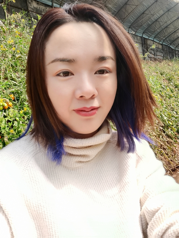 欣欣向荣的第一张照片--镇江相亲服务中心