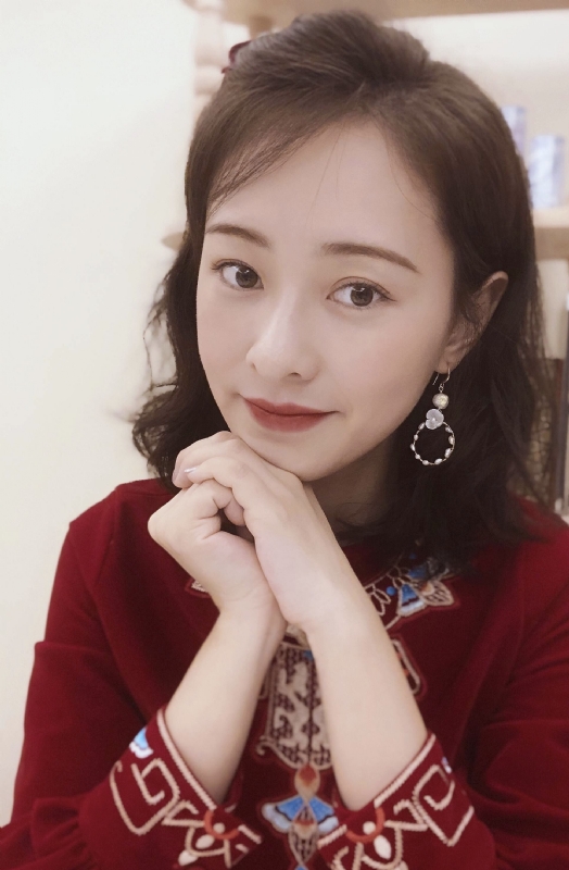 Betty的第一张照片--镇江相亲服务中心