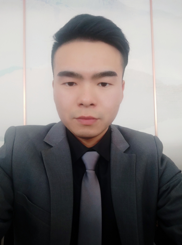 穿西装的鲨鱼的第一张照片--镇江相亲服务中心