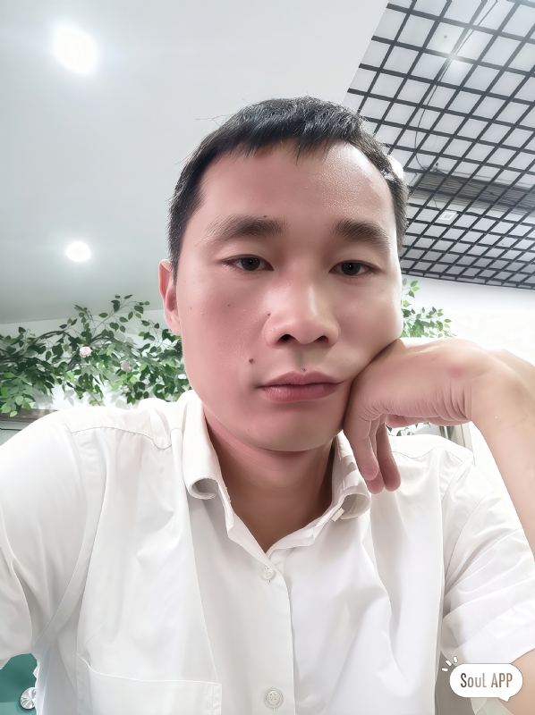 小刚的第一张照片--镇江相亲服务中心