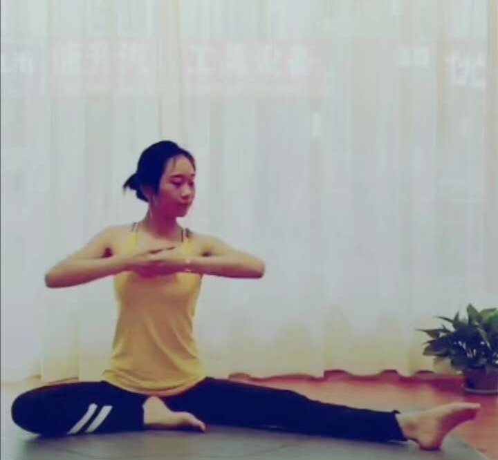 静静子的第一张照片--镇江相亲服务中心