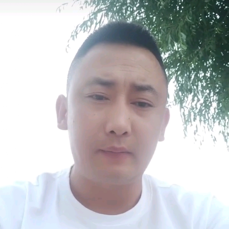 潇洒的第一张照片--镇江相亲服务中心