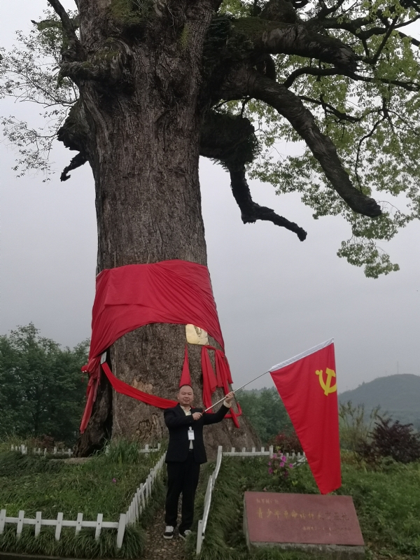 辉辉的第一张照片--镇江相亲服务中心