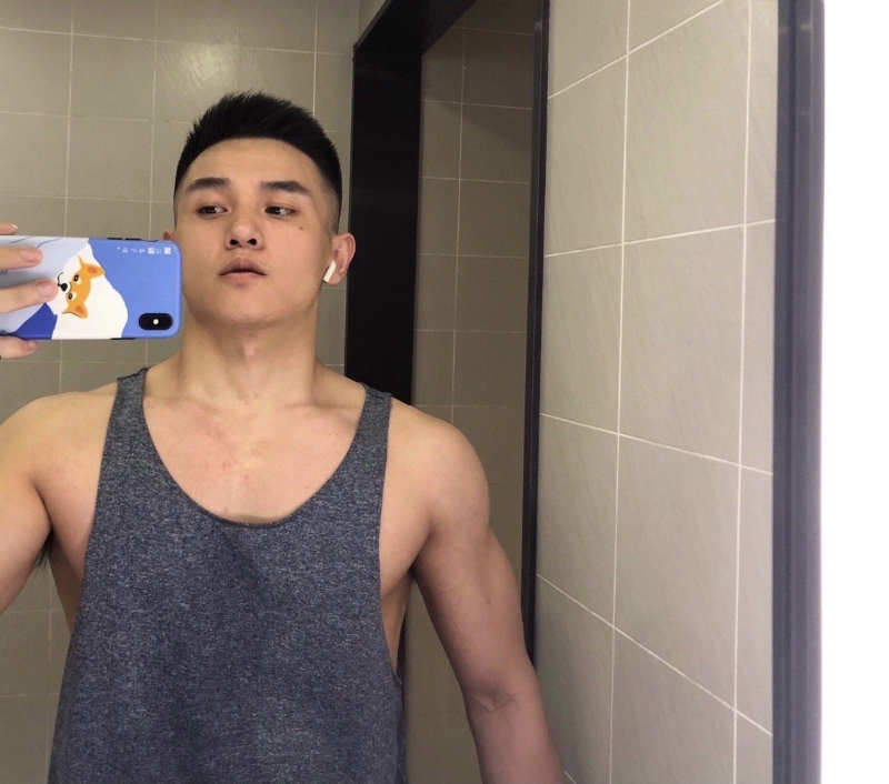 李文亮的第一张照片--镇江相亲服务中心
