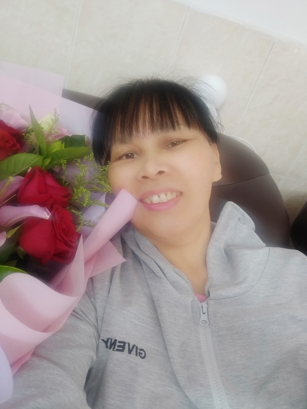言言的第一张照片--镇江相亲服务中心