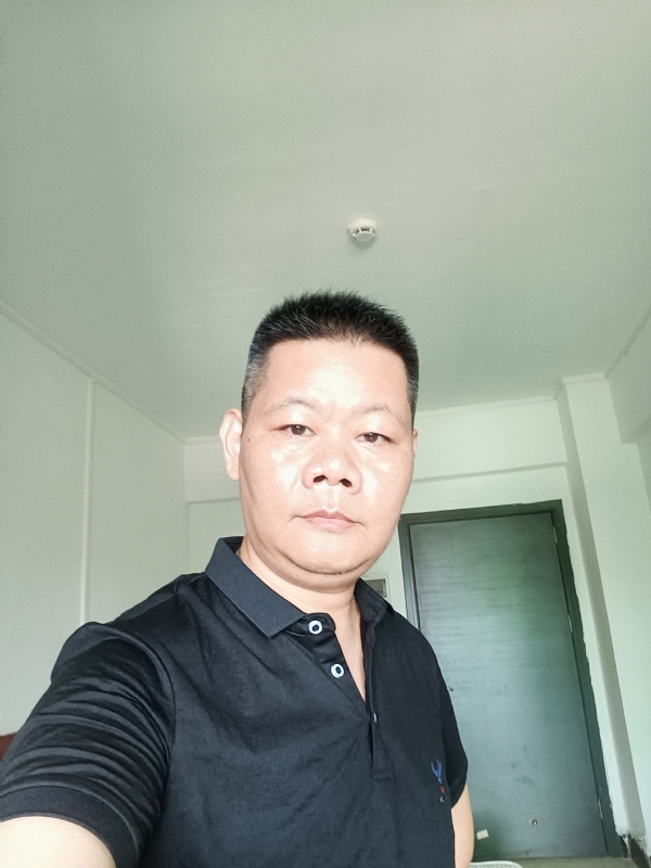 XAUXU的第一张照片--镇江相亲服务中心