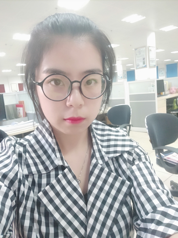 莹莹的第一张照片--镇江相亲服务中心