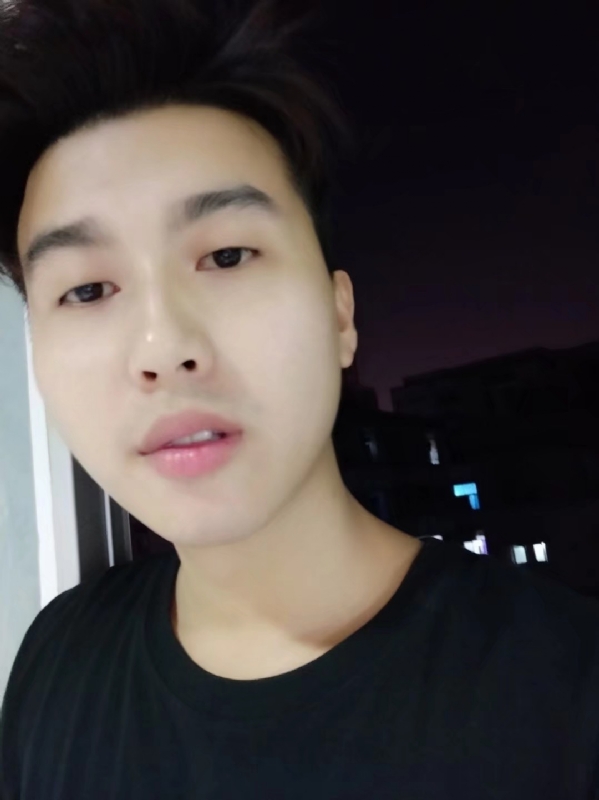 皮特王的第二张照片--镇江相亲服务中心