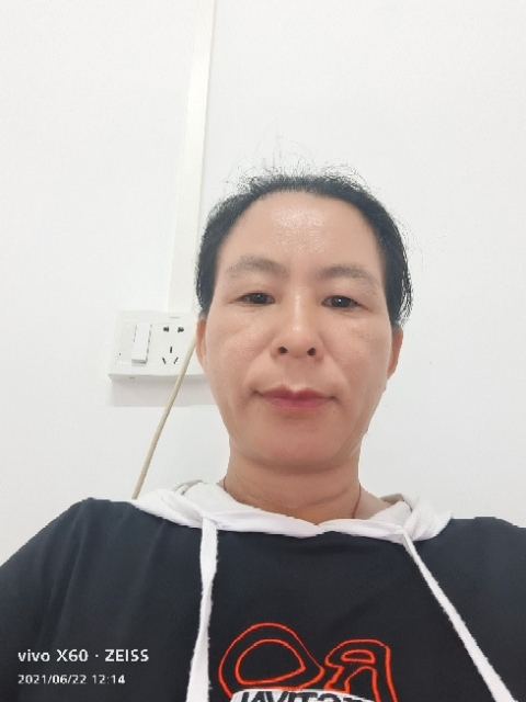 琼的第一张照片--镇江相亲服务中心