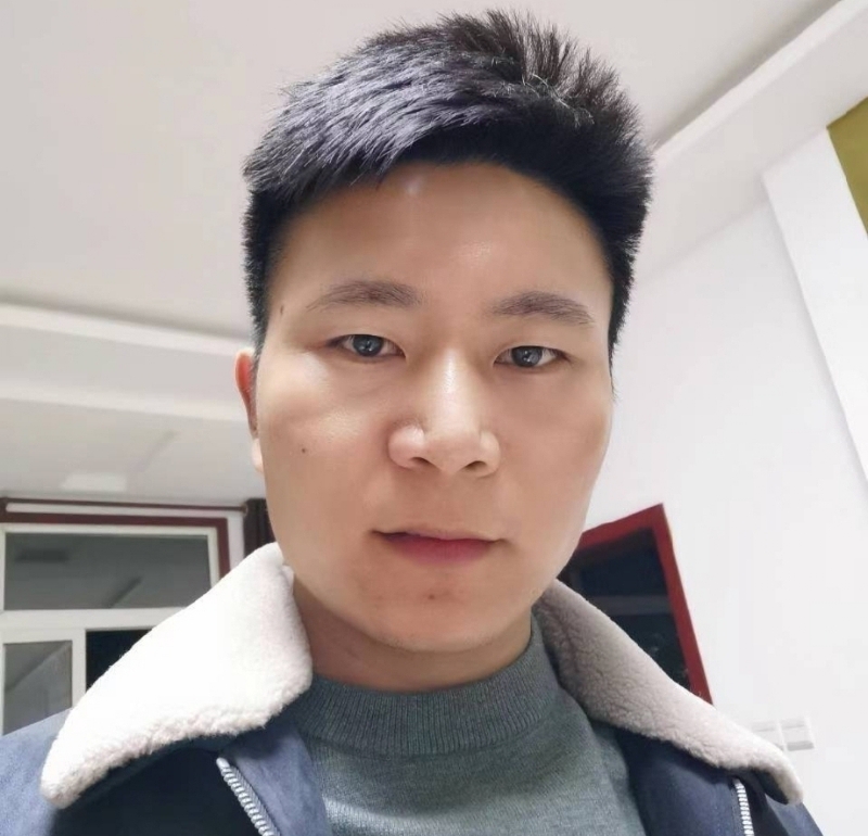 延峰的第一张照片--镇江相亲服务中心