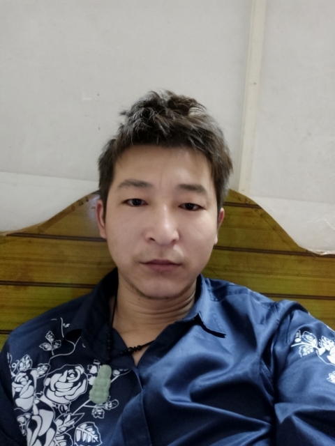 时光的第一张照片--镇江相亲服务中心