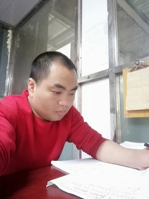 小吴的第一张照片--镇江相亲服务中心