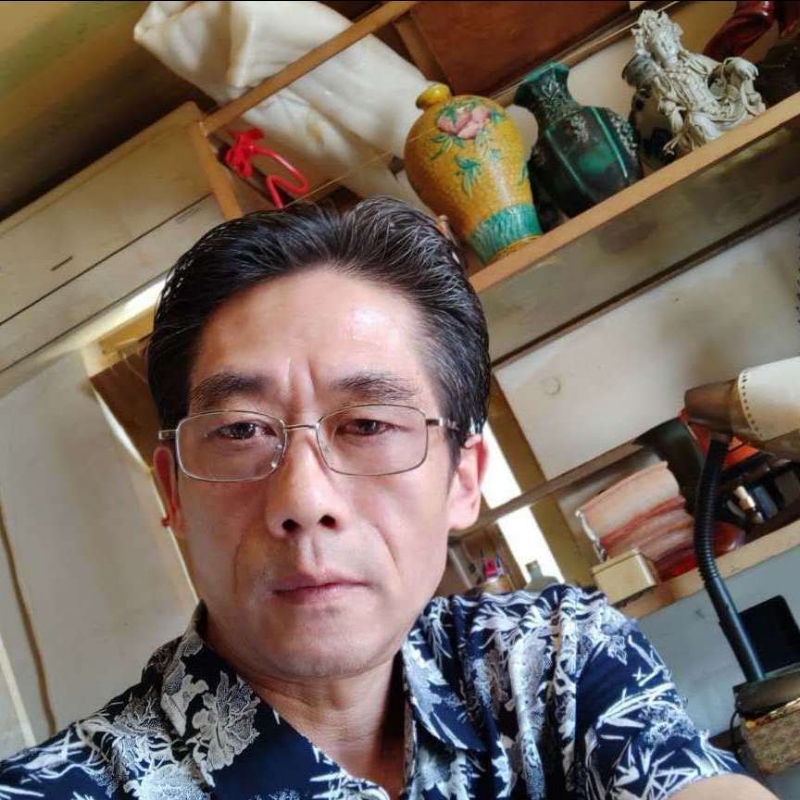 没有爱情也要飞渡一生的第一张照片--镇江相亲服务中心