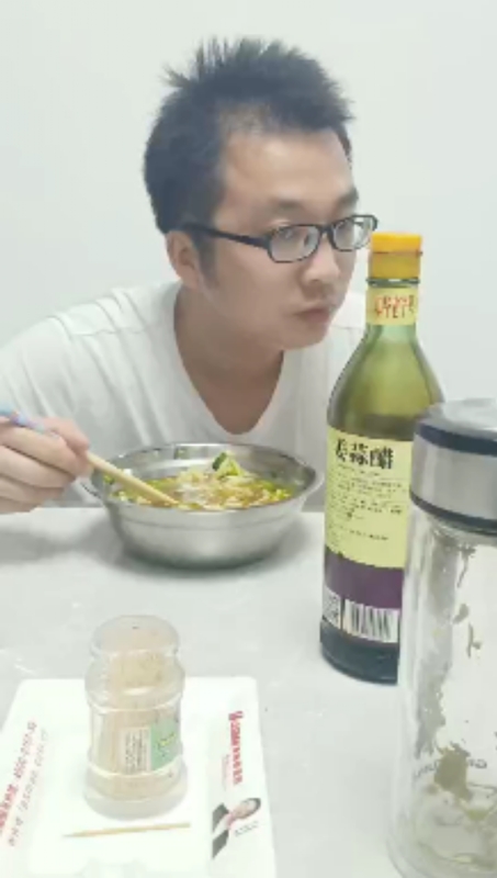 超超的第一张照片--镇江相亲服务中心