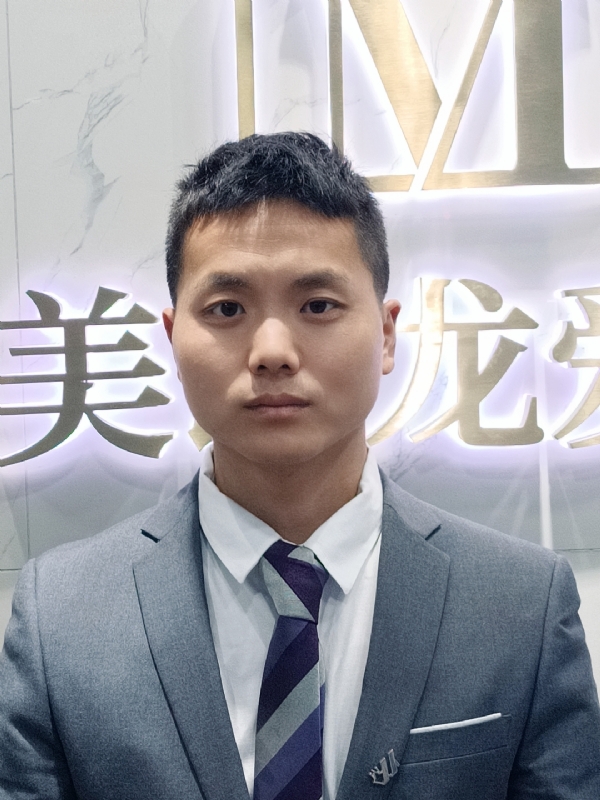 武路的第一张照片--镇江相亲服务中心