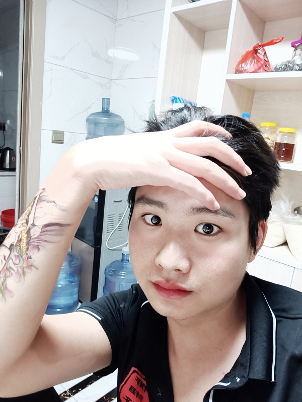 一纸荒年的第一张照片--镇江相亲服务中心