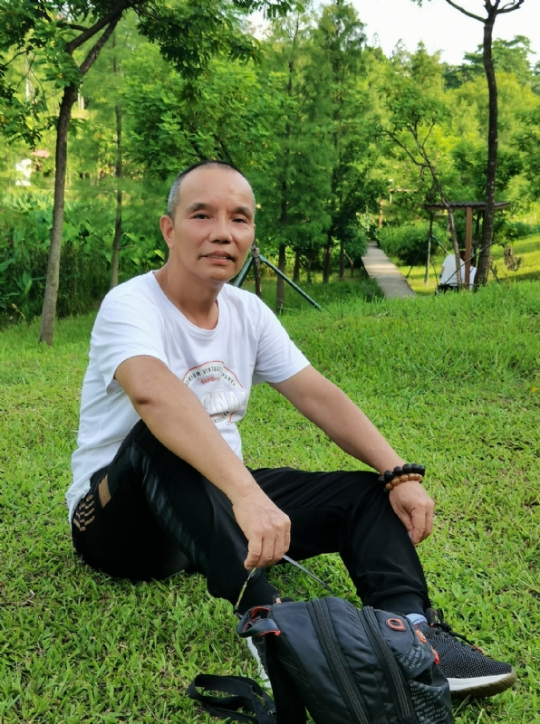 稳重大方的第二张照片--镇江相亲服务中心